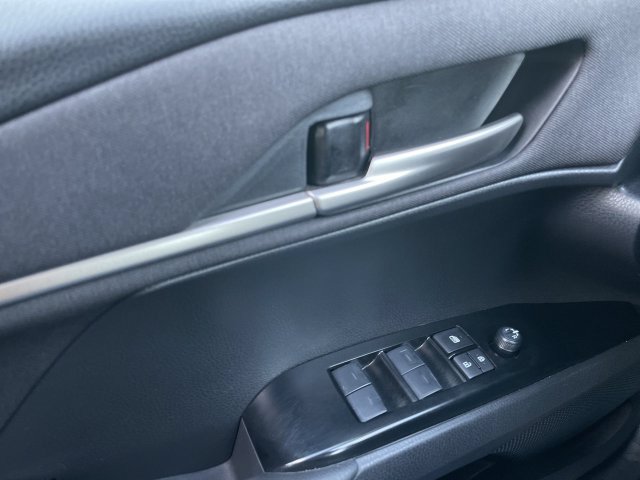 Used 2026 Toyota Camry LE FWD image 13