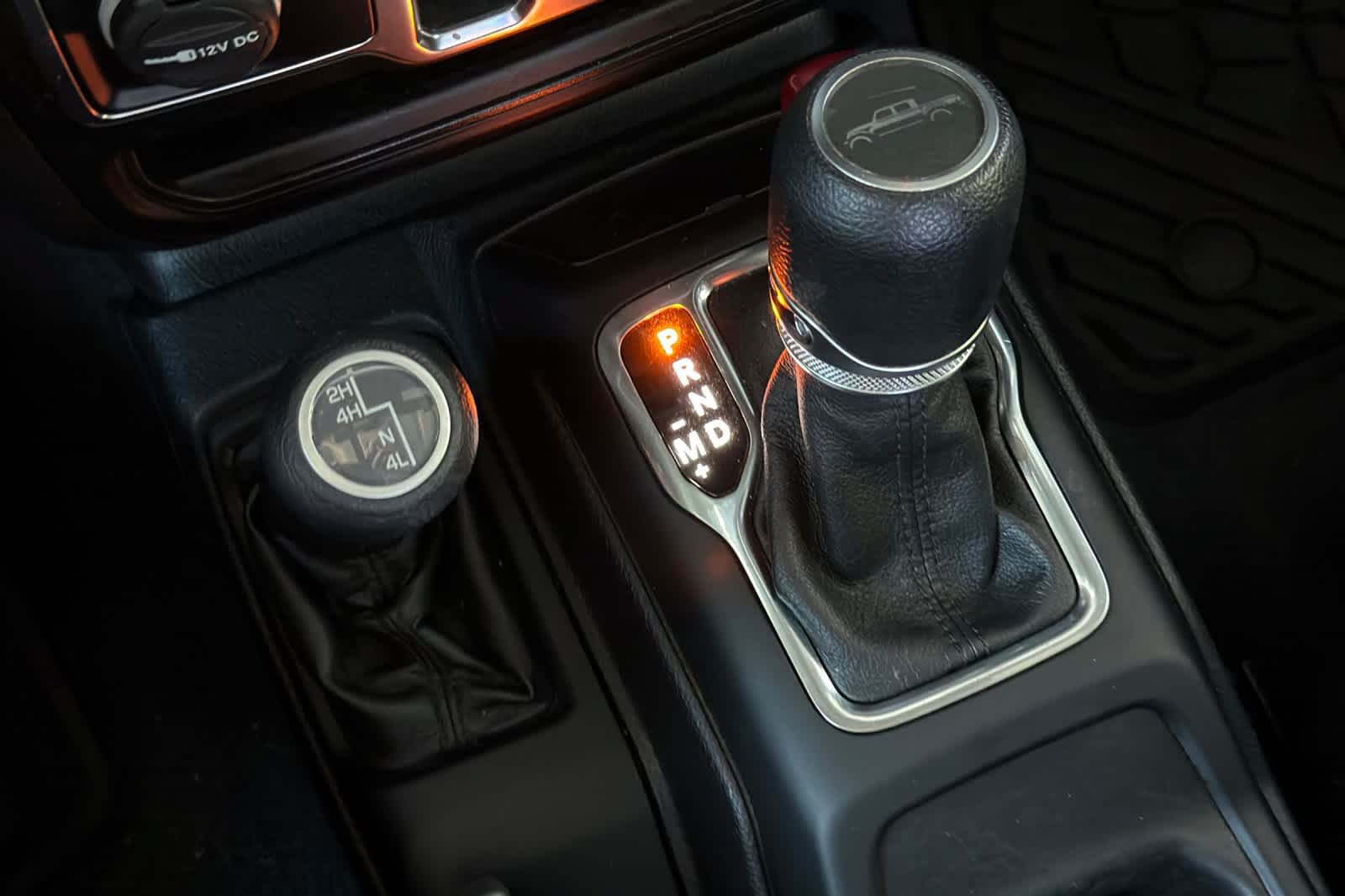 Used 2021 Jeep Gladiator Sport AWD/4WD image 22