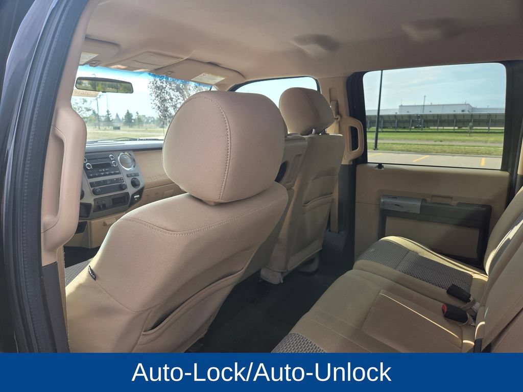 Used 2013 Ford F250 XLT w/ Chrome Pkg AWD/4WD image 33