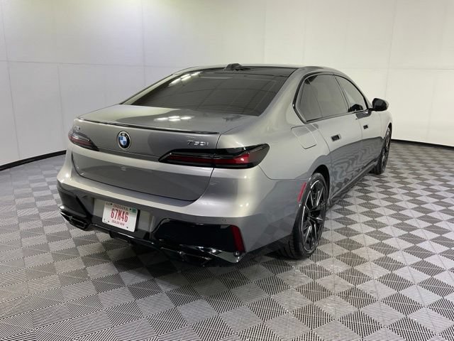 Certified 2023 BMW 760i xDrive AWD/4WD image 6