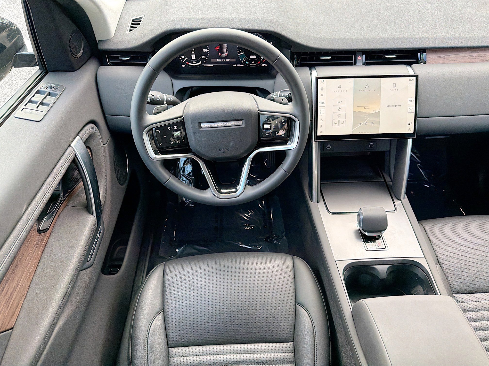 Used 2025 Land Rover Discovery Sport S image 16