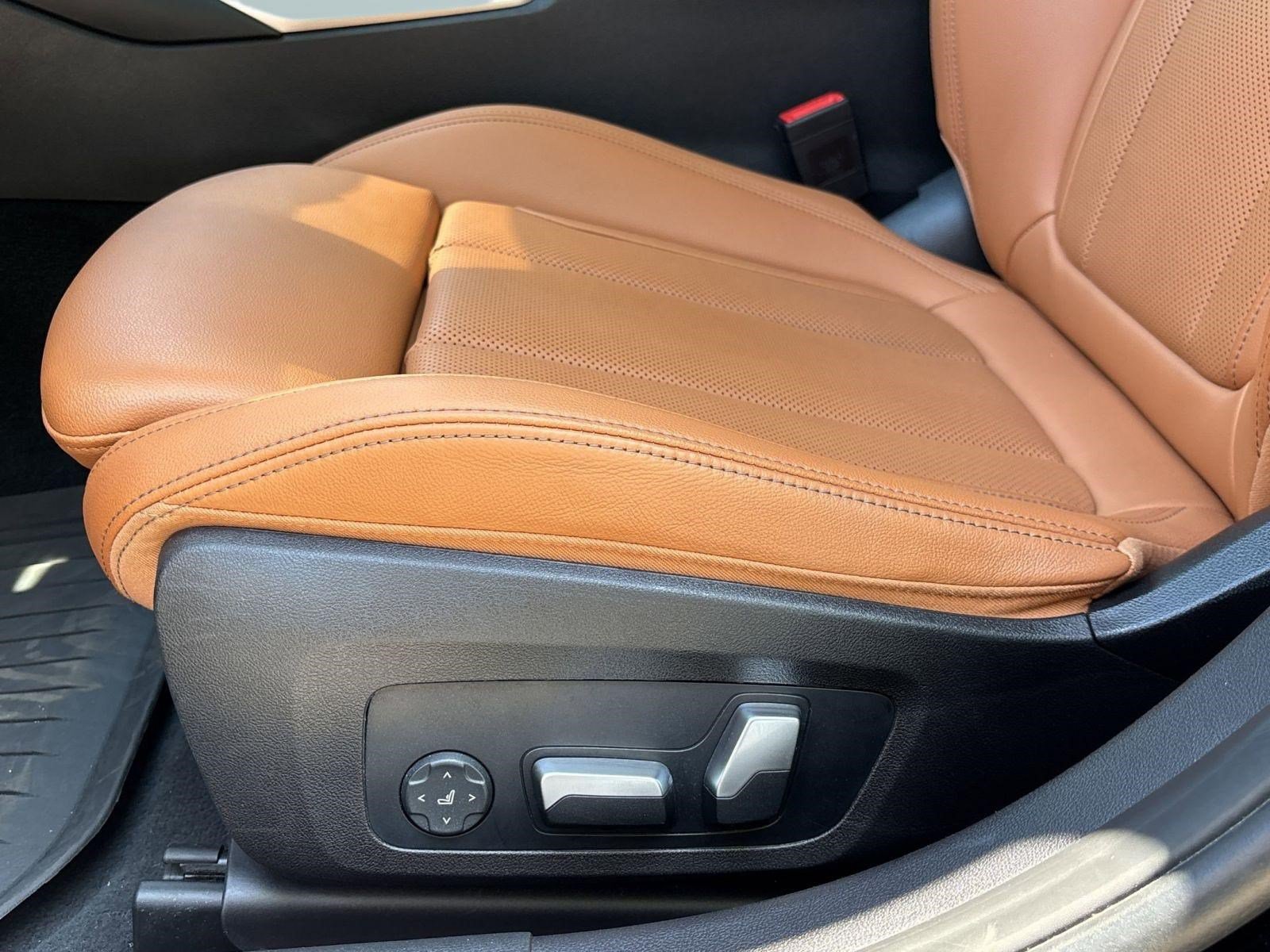Certified 2023 BMW 330i Sedan w/ Premium Package RWD image 13