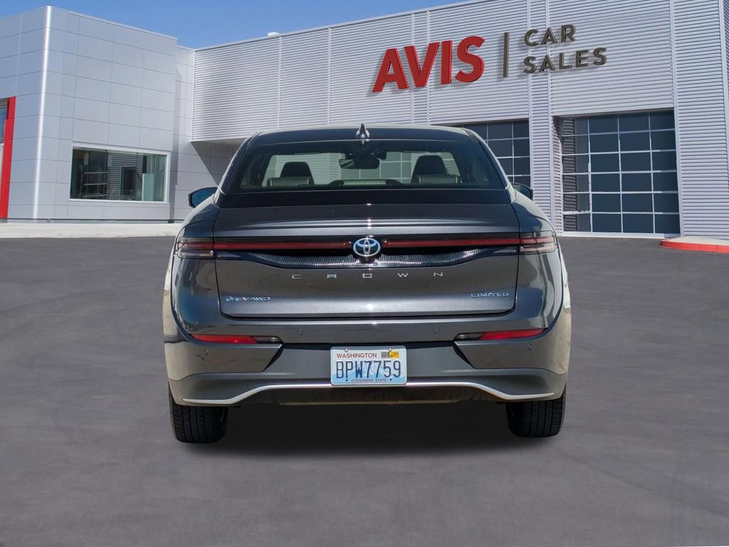 Used 2024 Toyota Crown Limited image 7