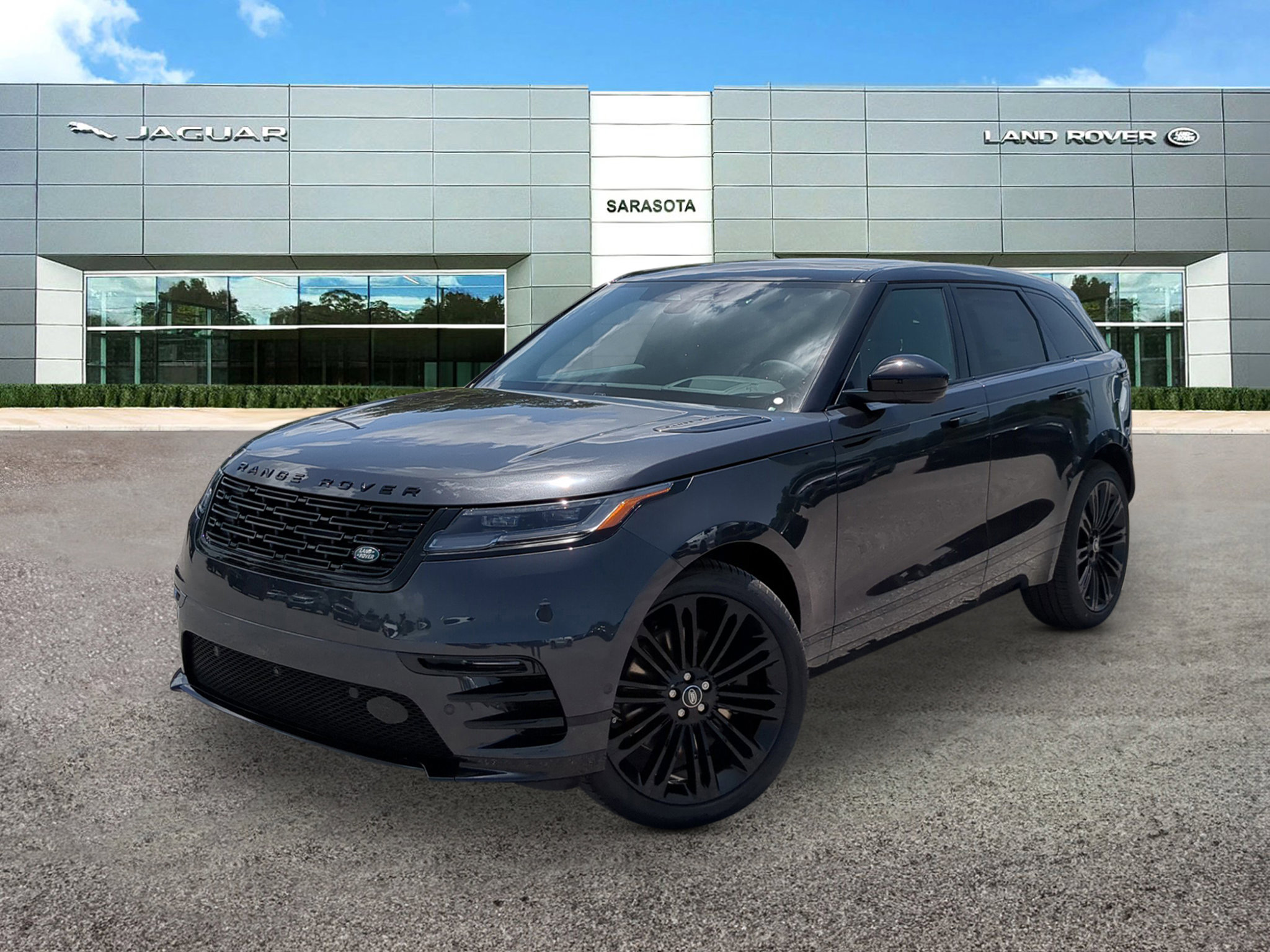 New 2026 Land Rover Range Rover Velar Dynamic SE 360° Tour