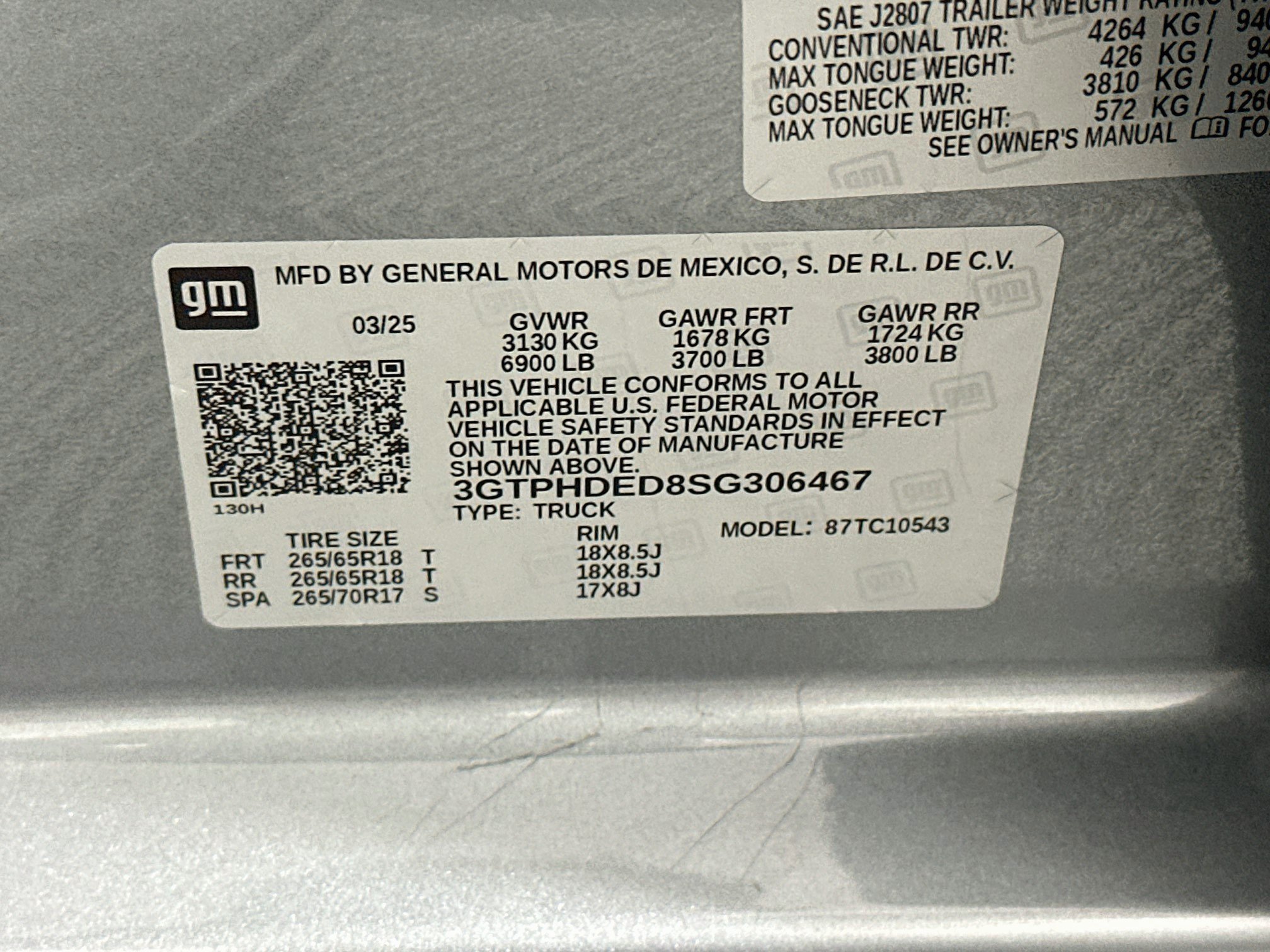 Used 2025 GMC Sierra 1500 SLT RWD image 12