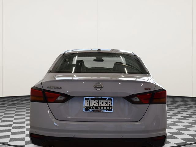 Used 2025 Nissan Altima 2.5 SR image 11