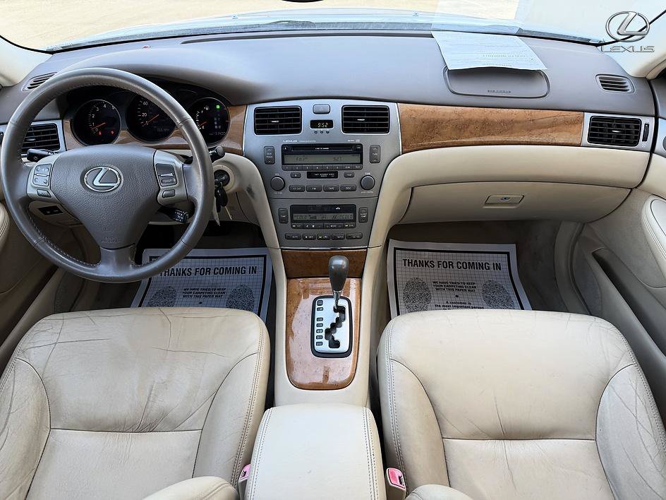 Used 2005 Lexus ES 330 FWD image 9