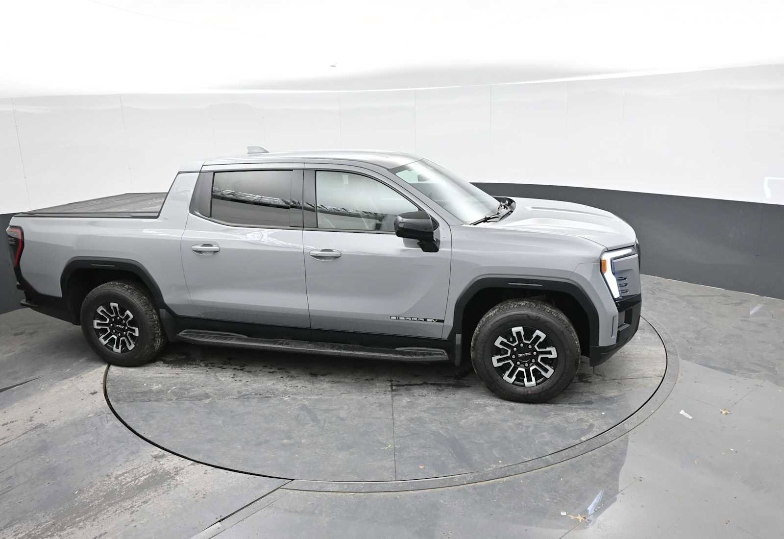 New 2026 GMC Sierra EV Elevation image 35