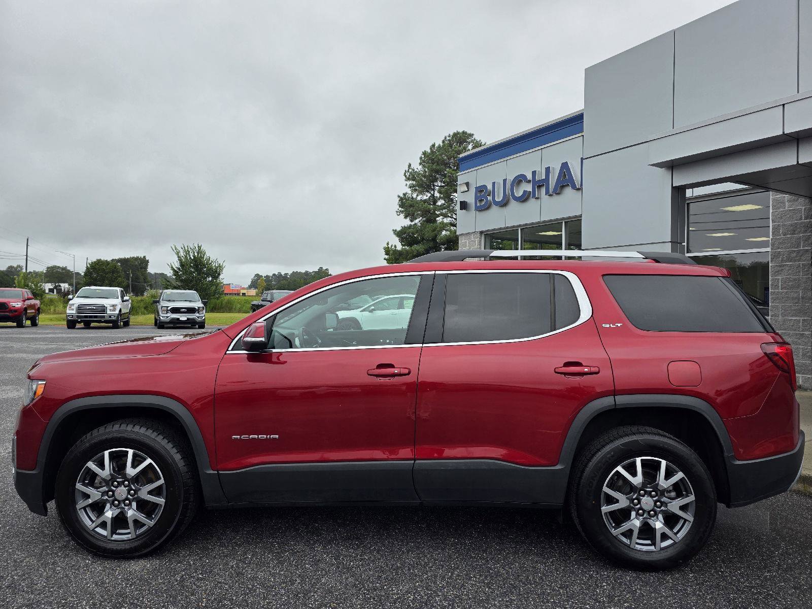Used 2023 GMC Acadia SLT image 8