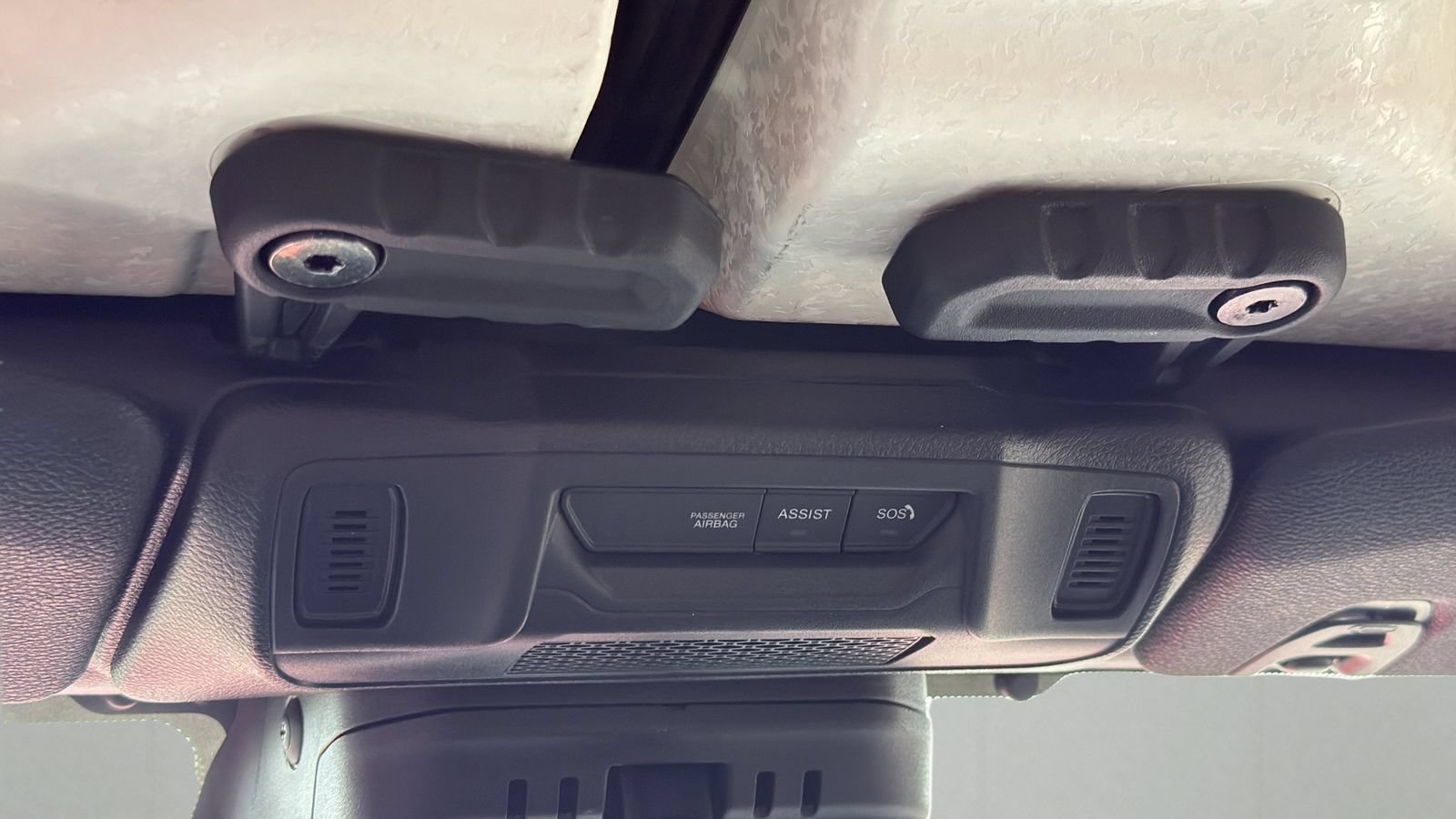 Used 2025 Jeep Wrangler Unlimited Sahara AWD/4WD image 22