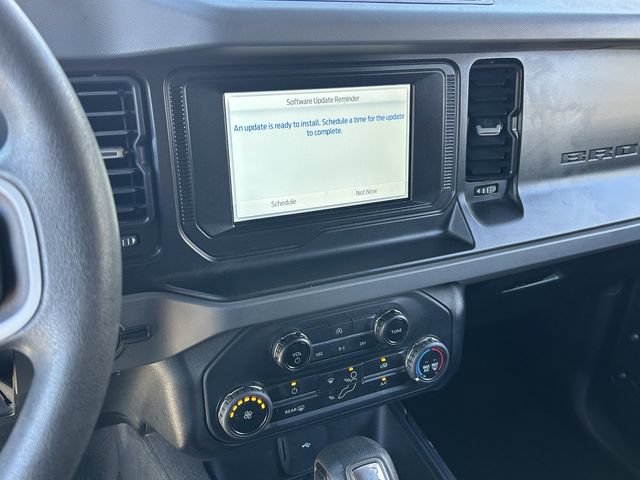 Used 2022 Ford Bronco 4-Door AWD/4WD image 28