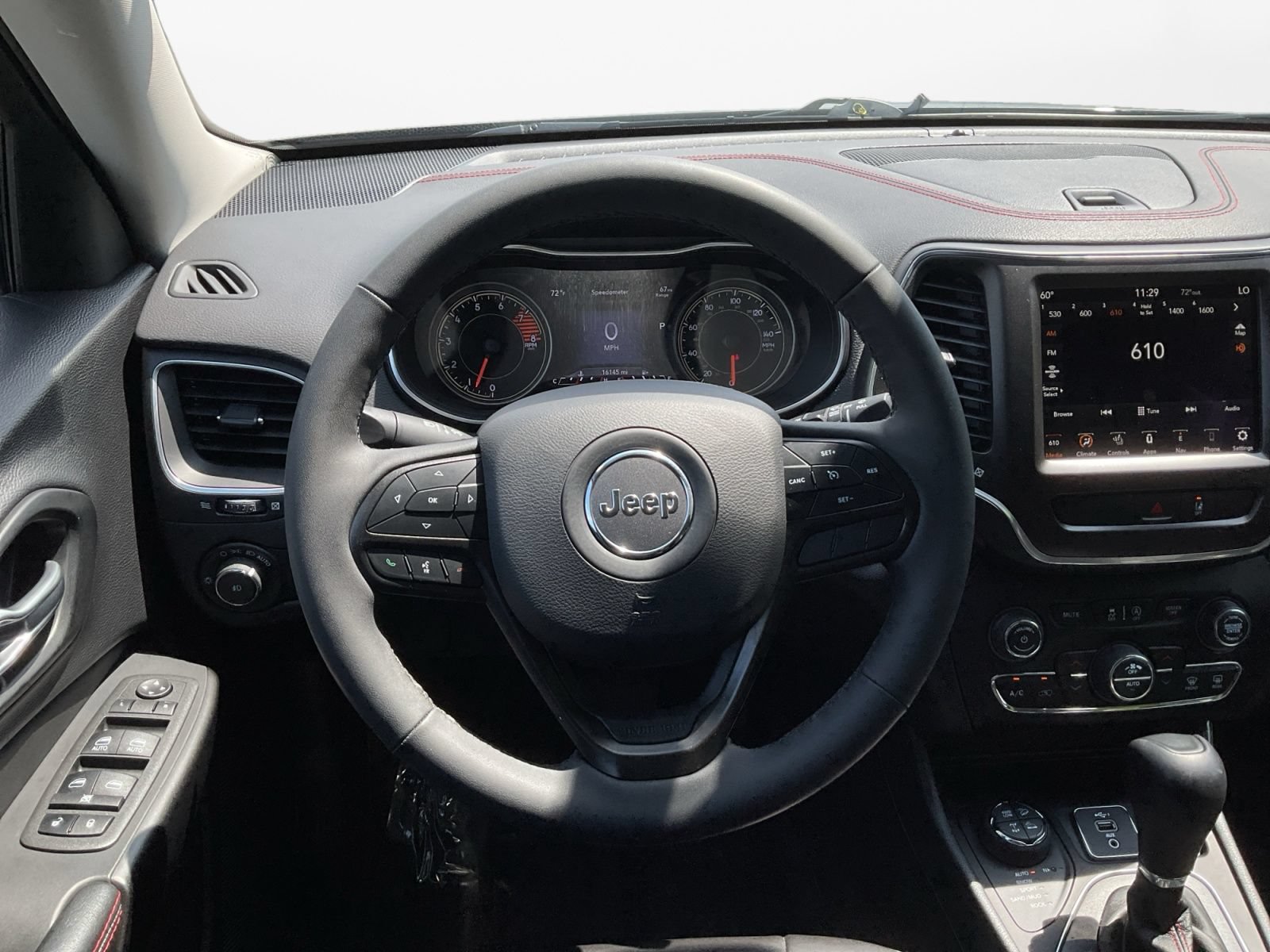 Used 2022 Jeep Cherokee Trailhawk w/ Sound & Nav Group AWD/4WD image 12