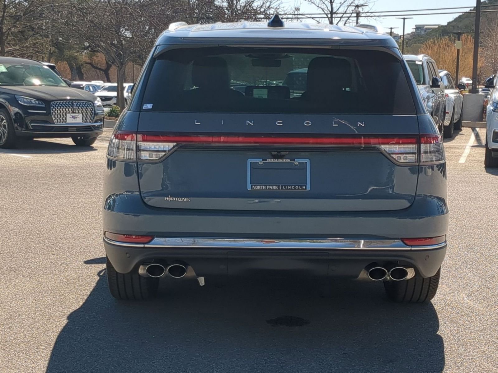 New 2026 Lincoln Aviator 2WD image 4