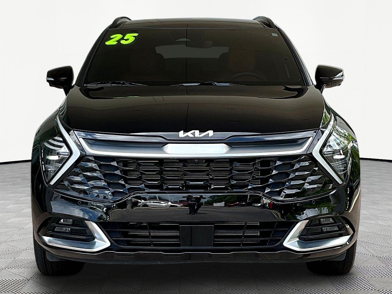 Used 2025 Kia Sportage SX FWD image 2