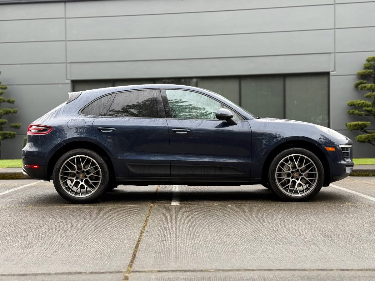 Used 2015 Porsche Macan S AWD/4WD image 2