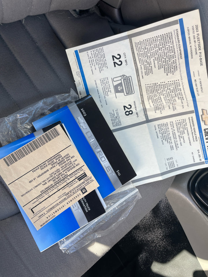 Used 2003 Chevrolet S10 Pickup 2WD Regular Cab image 26