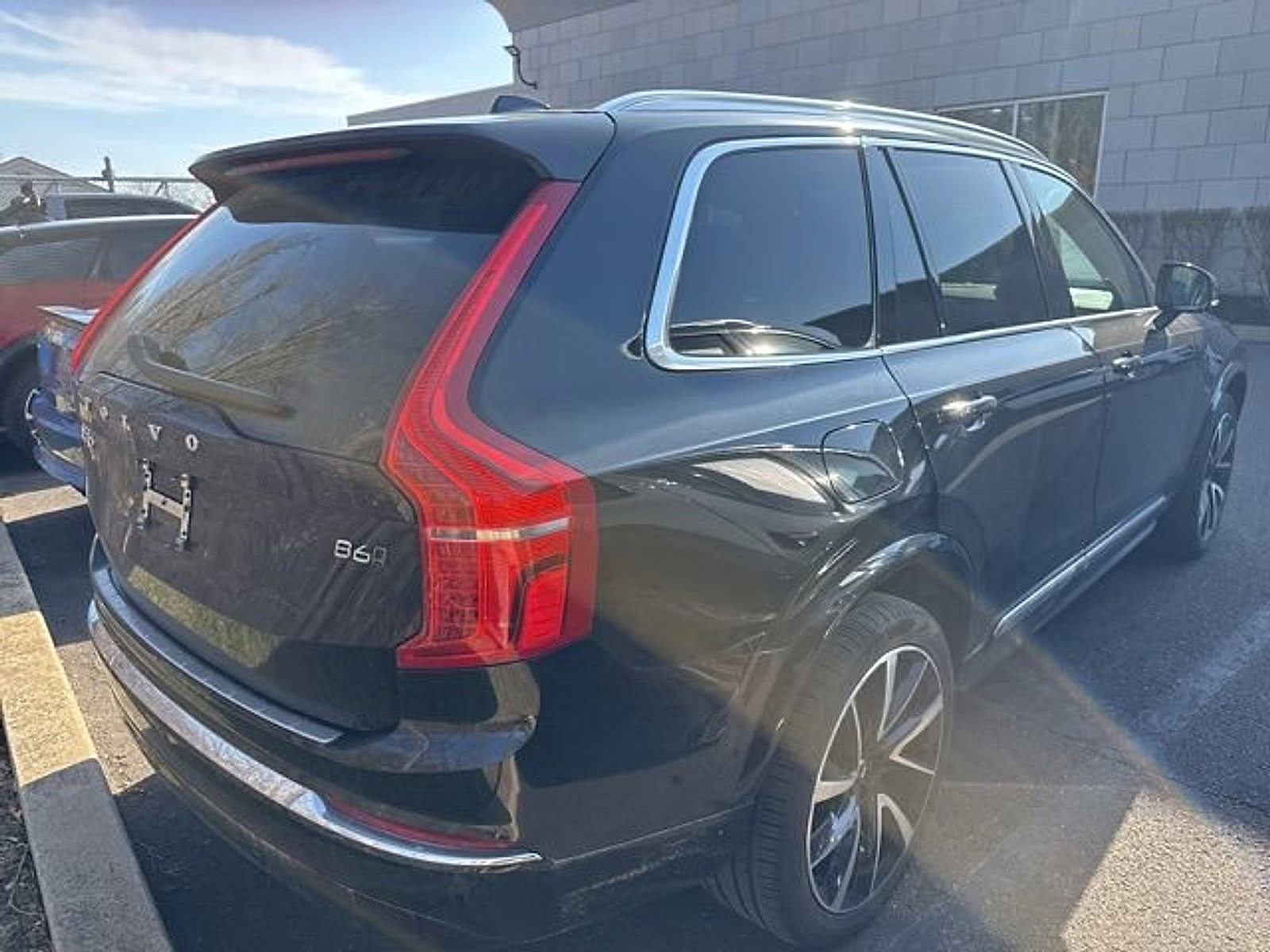 Used 2023 Volvo XC90 B6 Plus w/ Protection Package Premier image 2