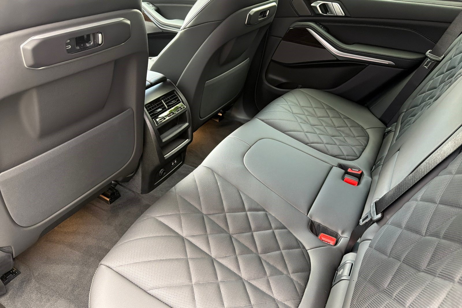 New 2026 BMW X5 xDrive40i AWD/4WD image 10