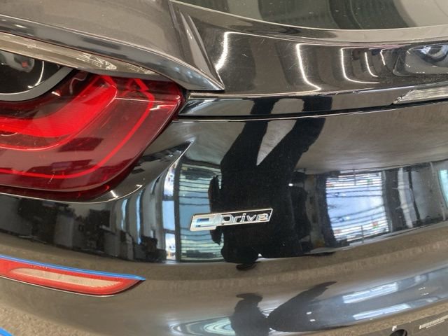 Used 2015 BMW i8 image 8