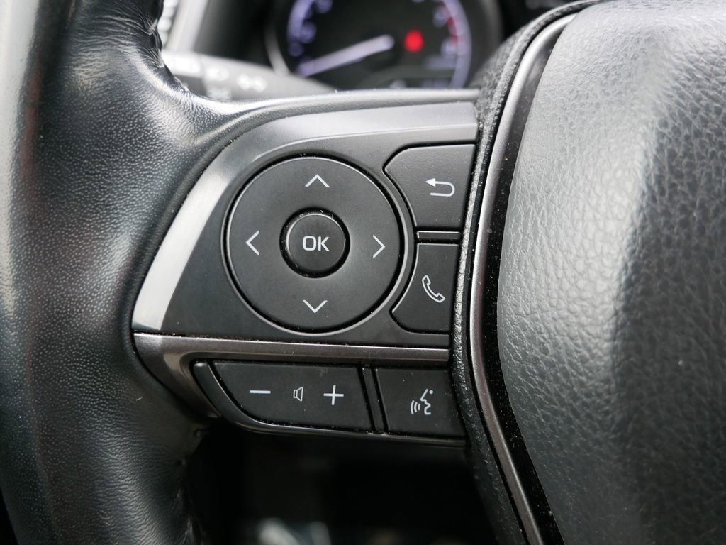 Used 2023 Toyota Camry SE image 23