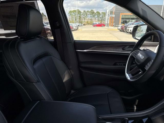 New 2025 Jeep Grand Cherokee L Limited w/ Luxury Tech Group II RWD image 26