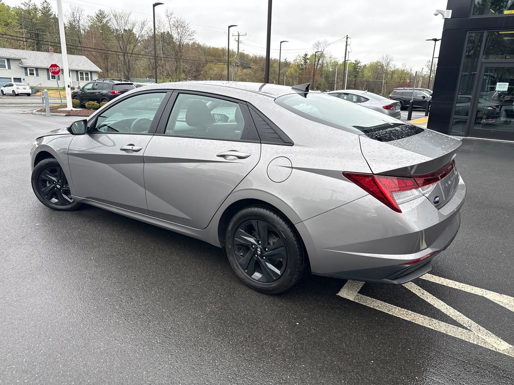 Used 2023 Hyundai Elantra Blue w/ Preferred Accessory Package FWD image 3