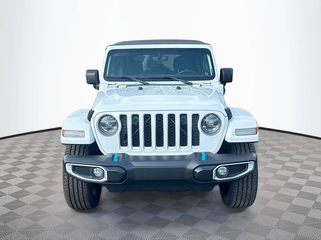 Used 2022 Jeep Wrangler Unlimited Sahara w/ Safety Group AWD/4WD image 2