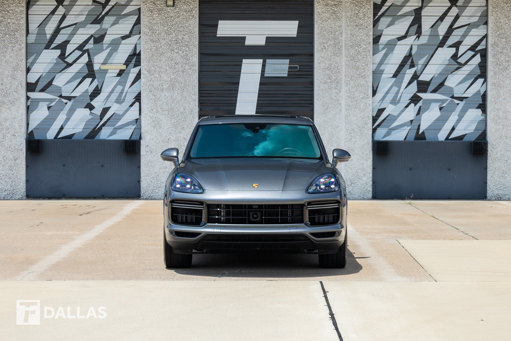 Used 2023 Porsche Cayenne Turbo S AWD/4WD image 3