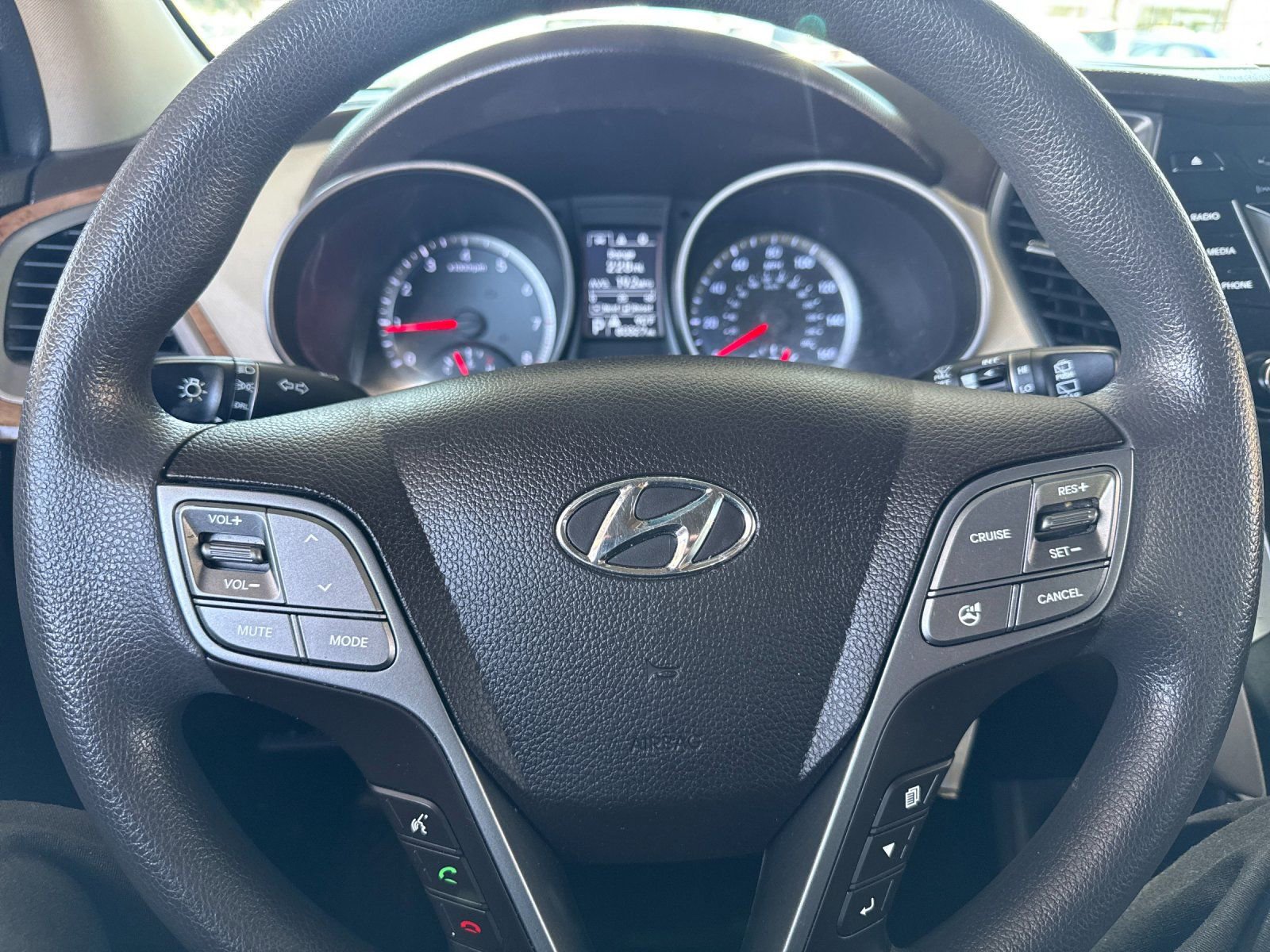 Used 2016 Hyundai Santa Fe Sport FWD image 20