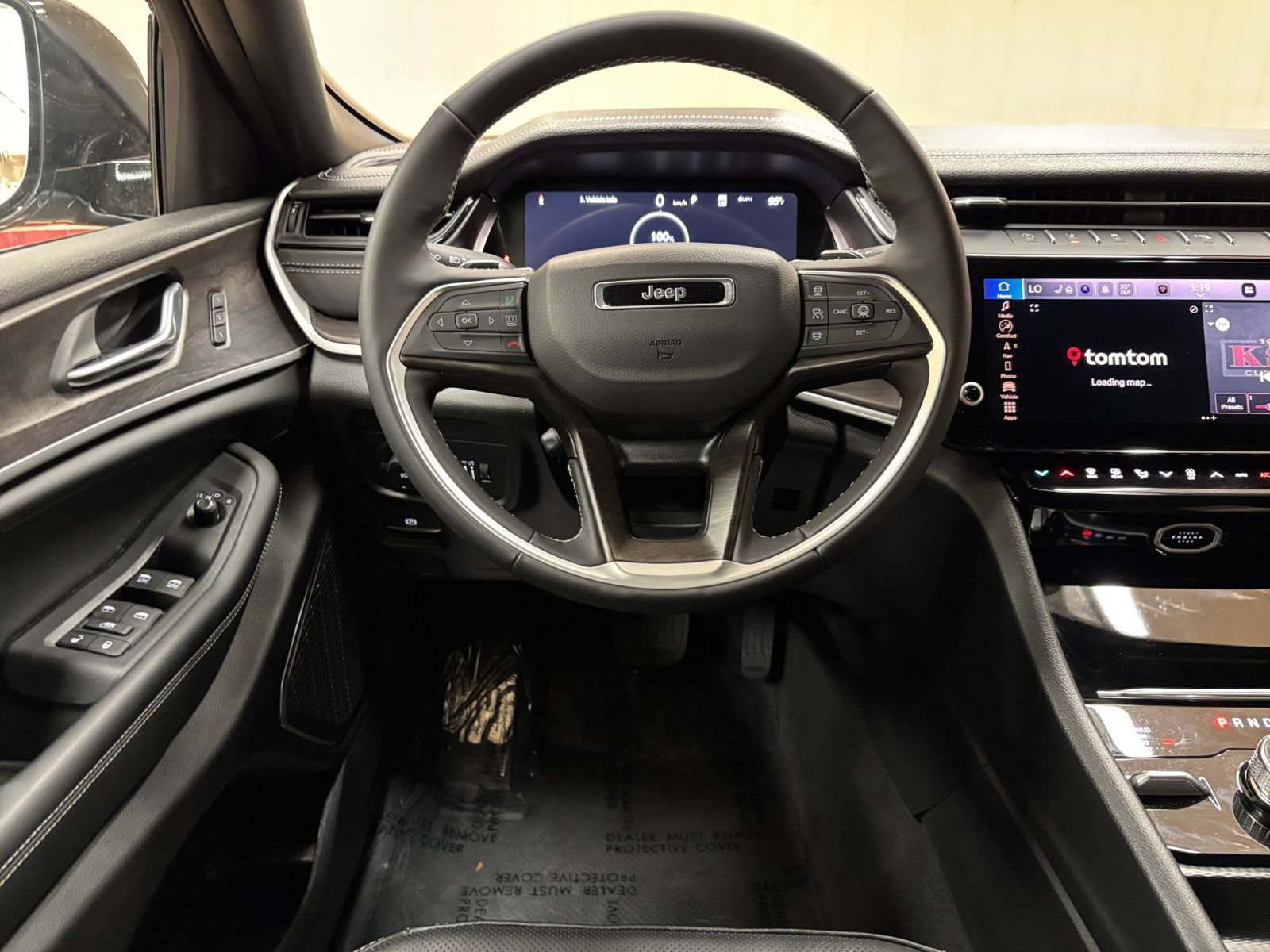 Used 2026 Jeep Grand Cherokee Limited AWD/4WD image 37