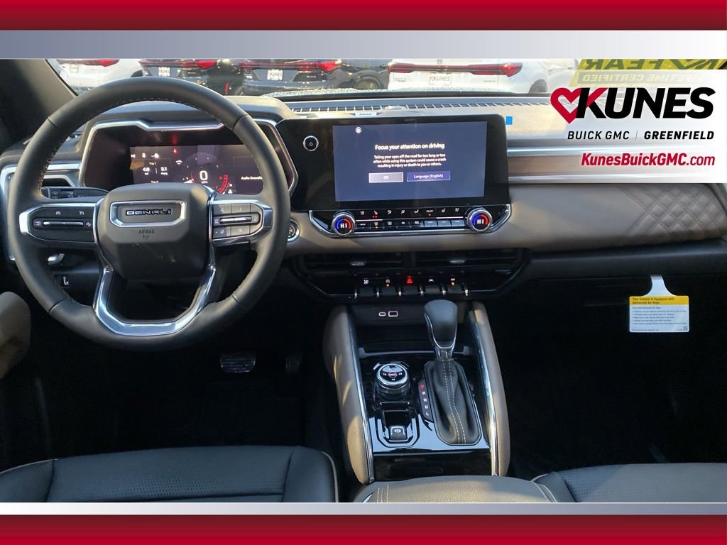 New 2026 GMC Canyon Denali image 33