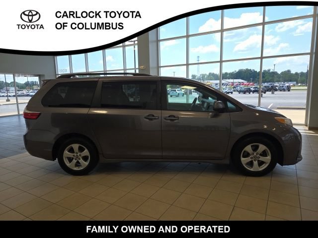 Used 2020 Toyota Sienna LE FWD image 6