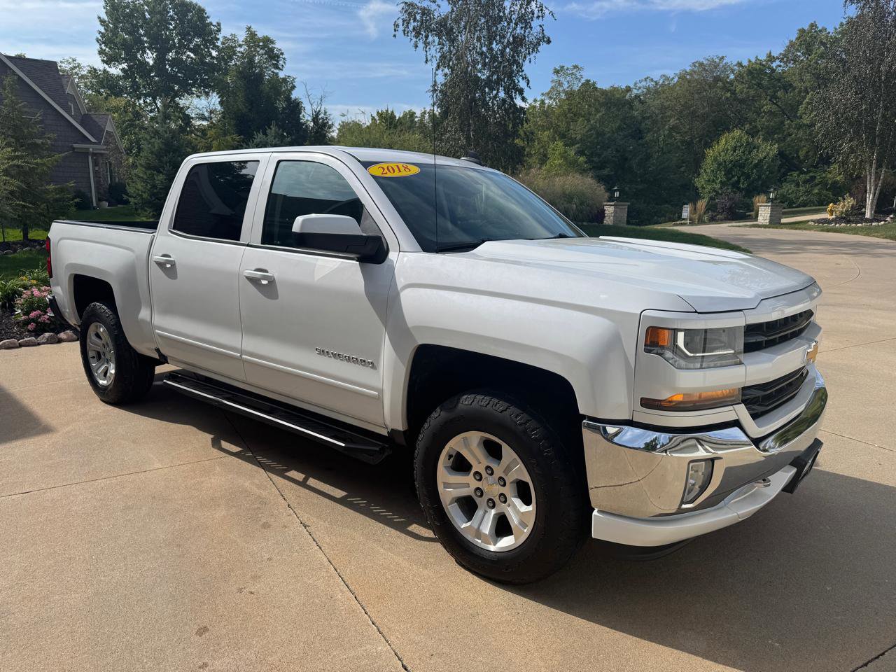 Used 2018 Chevrolet Silverado 1500 LT w/ All Star Edition image 8