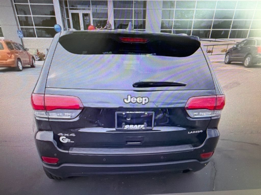Used 2022 Jeep Grand Cherokee Laredo E w/ Security & Convenience Group AWD/4WD video 2