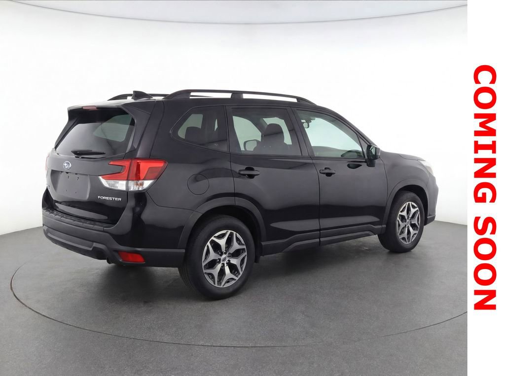 Used 2021 Subaru Forester Premium AWD/4WD image 5