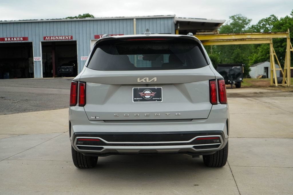 Used 2022 Kia Sorento SX FWD image 19