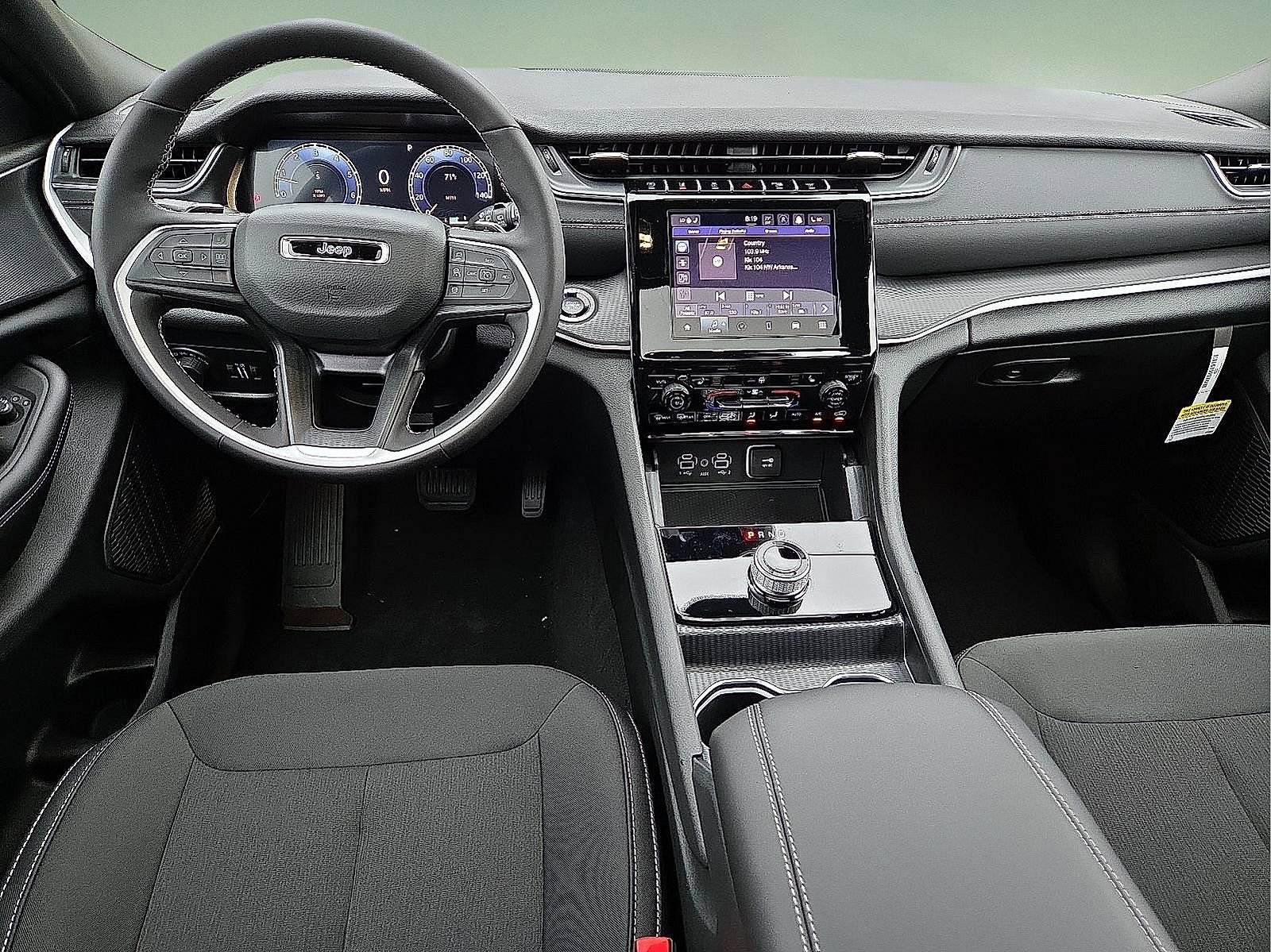 New 2025 Jeep Grand Cherokee L Laredo w/ Luxury Tech Group I image 12