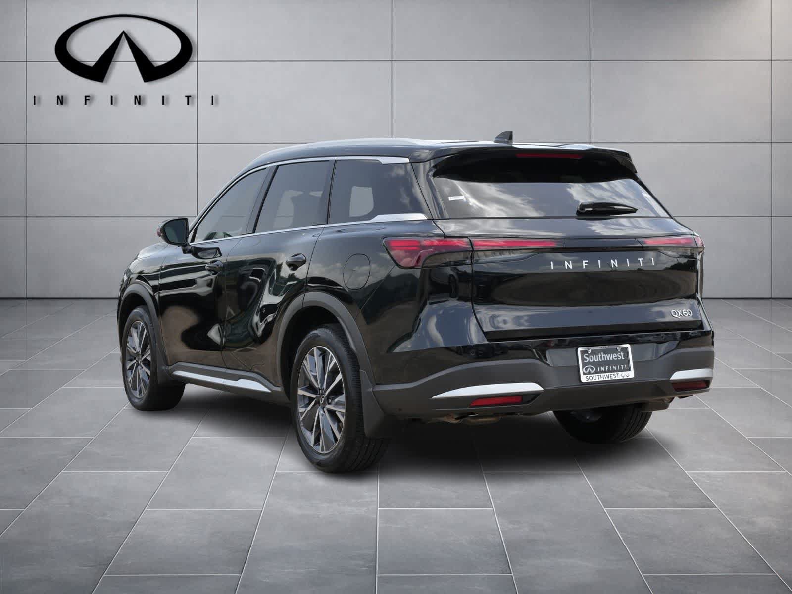Certified 2026 INFINITI QX60 Luxe w/ Cargo Package FWD image 5