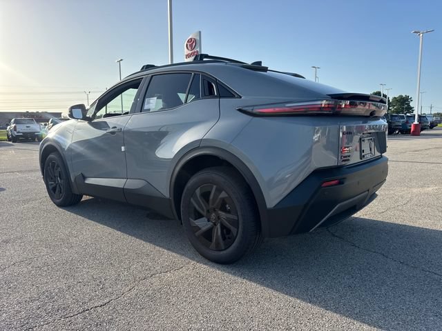 New 2026 Toyota C-HR AWD/4WD image 4
