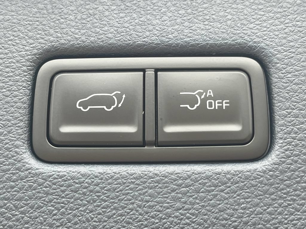 New 2026 Kia Carnival SX w/ SX Dark Edition Package FWD image 52
