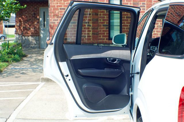 Used 2023 Volvo XC90 T8 Ultimate AWD/4WD image 48