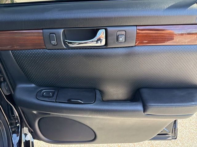 Used 2000 Cadillac Seville STS w/ Convenience Pkg FWD image 25