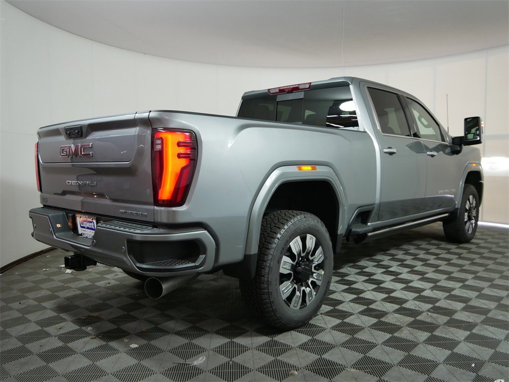 New 2026 GMC Sierra 3500 Denali w/ Denali Reserve Package image 2