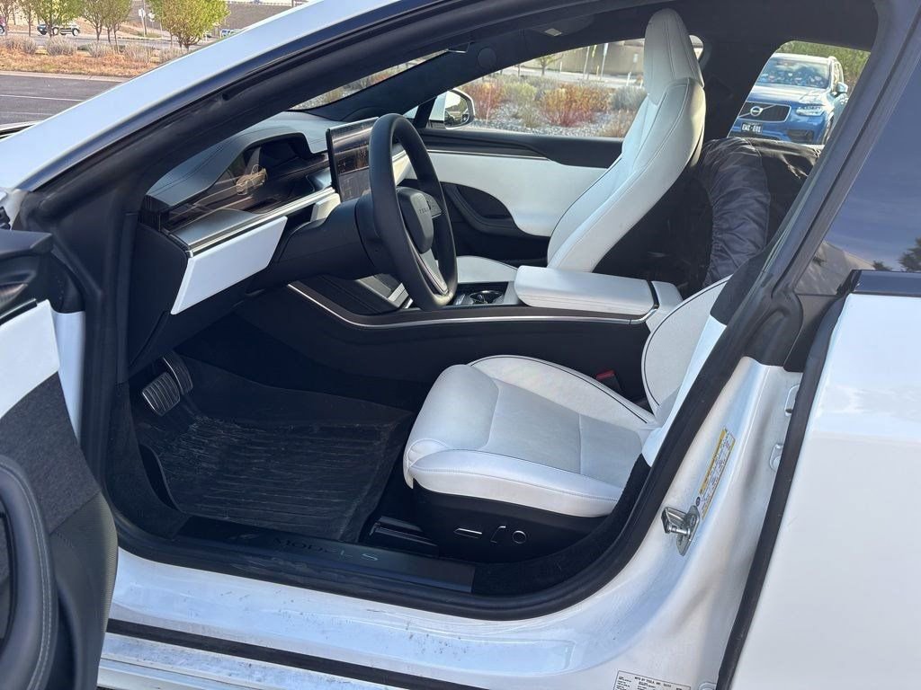Used 2023 Tesla Model S Plaid image 10
