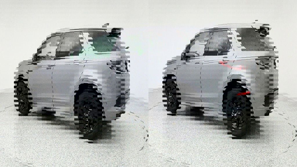 Used 2025 Land Rover Discovery Sport S image 7