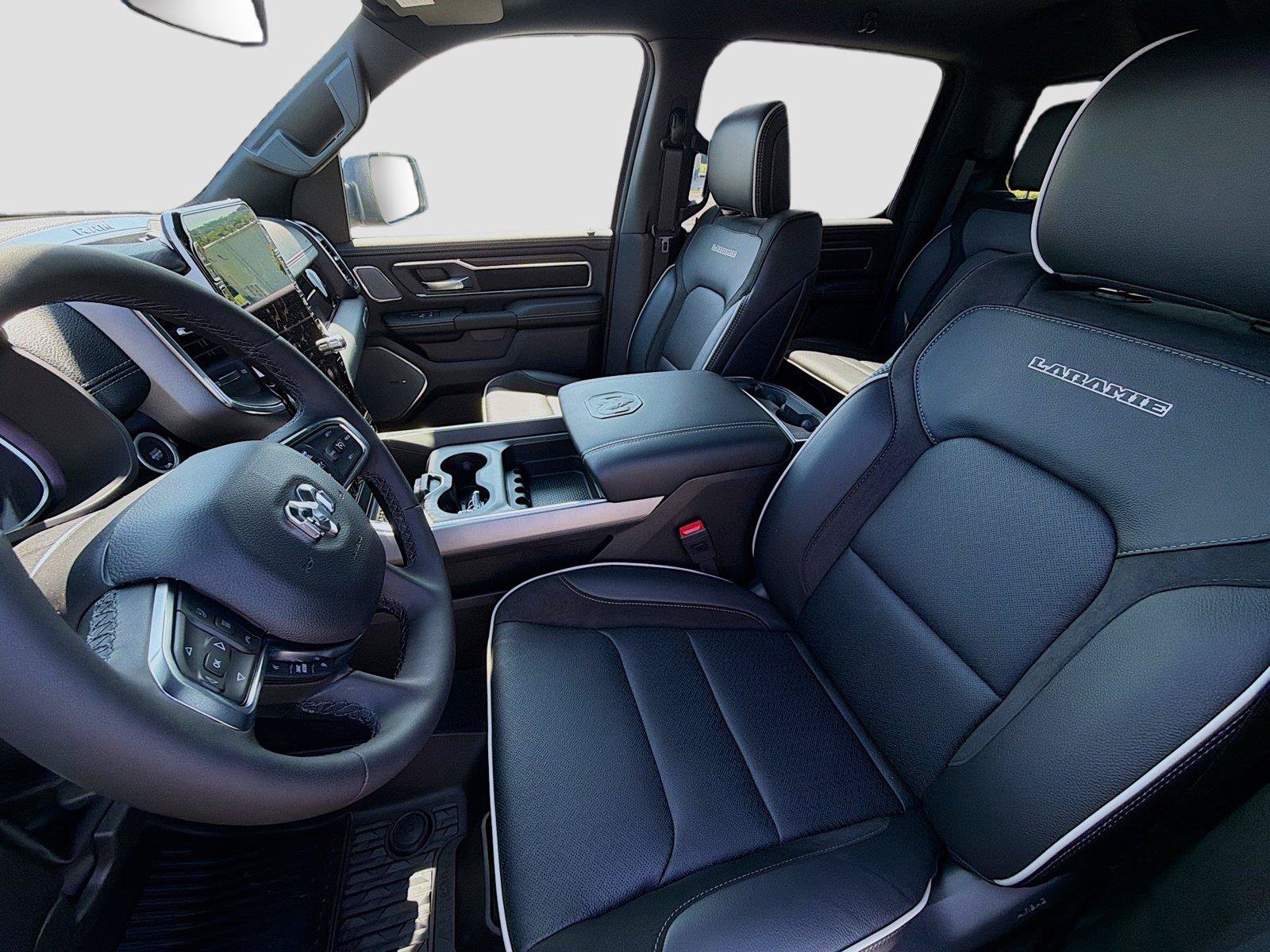 New 2026 RAM 1500 Laramie AWD/4WD image 2