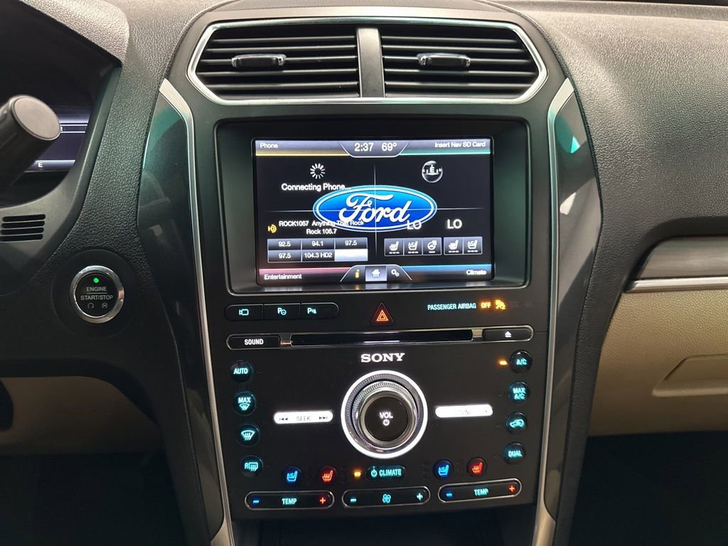 Used 2016 Ford Explorer Limited w/ Equipment Group 301A AWD/4WD image 32