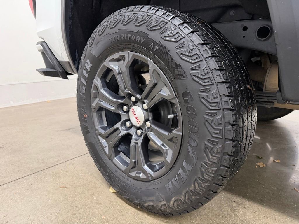 Certified 2024 GMC Canyon Elevation image 8