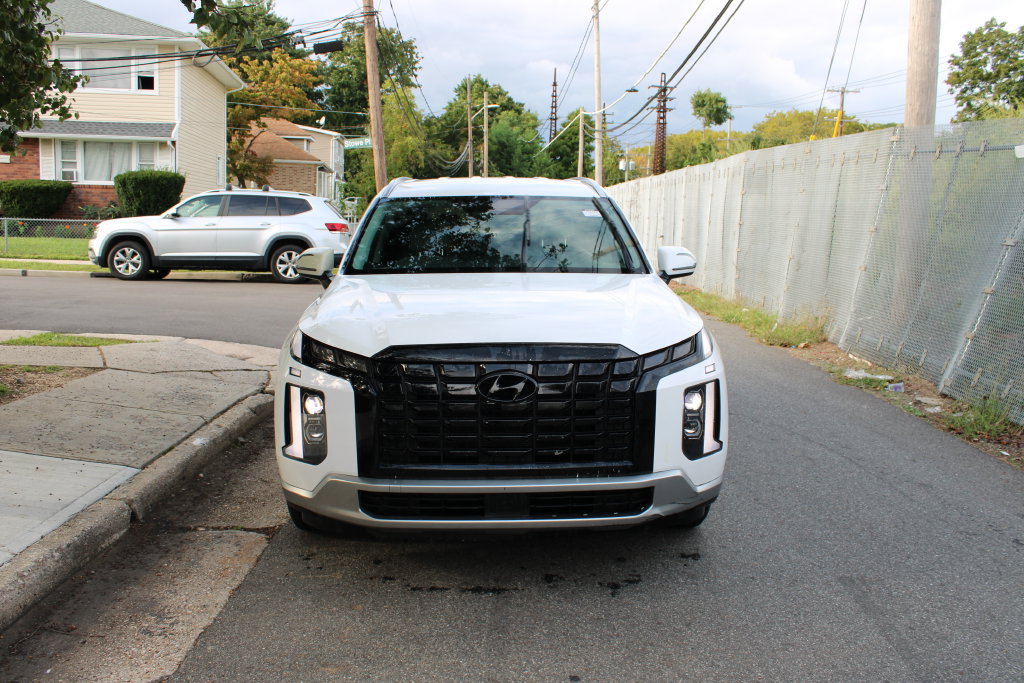 Used 2025 Hyundai Palisade SEL FWD image 2