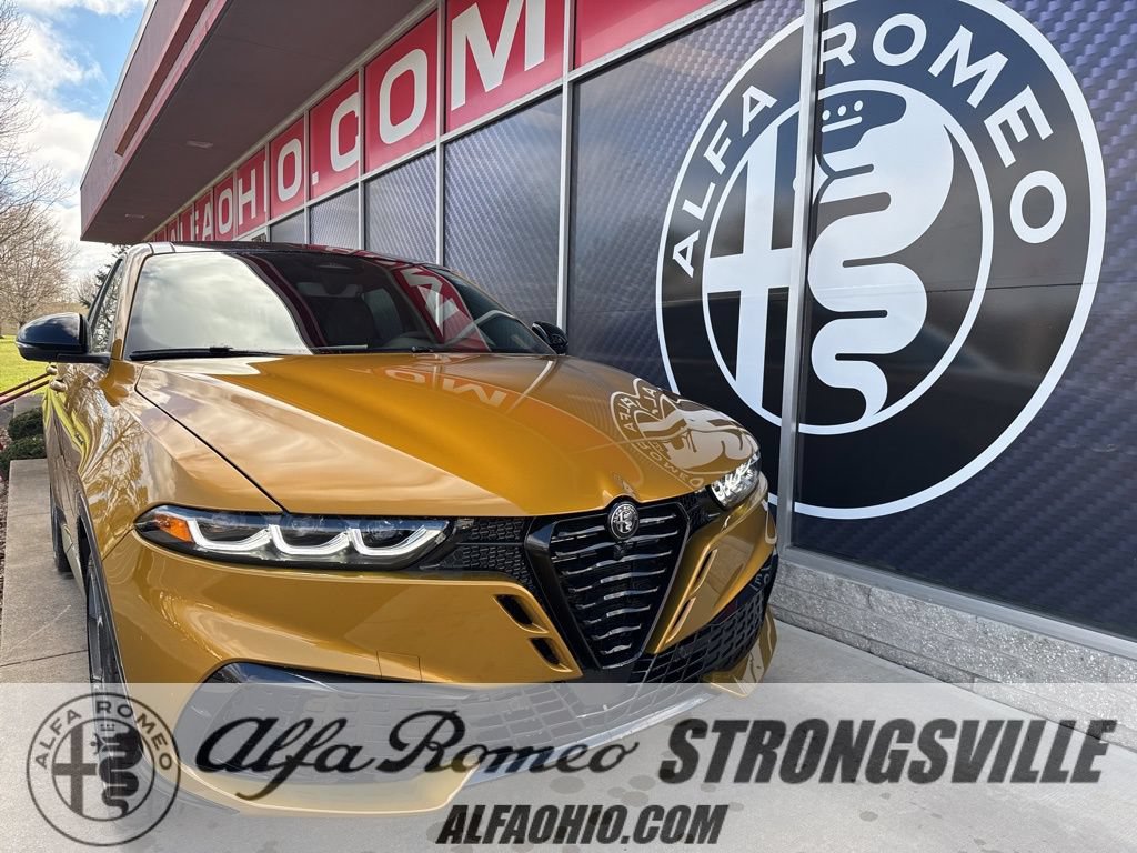 New 2026 Alfa Romeo Tonale w/ Quick Order Package 23H Volce
